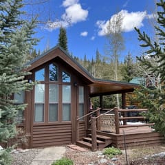 Clubside Cottage Charm 32