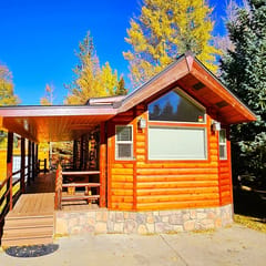 Baby Bear Chalet 90