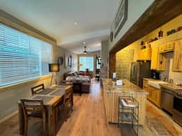 Golden Aspen Retreat 120 - Image 4
