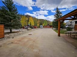 Club Site 251 - Image 3