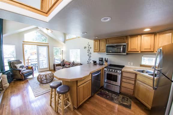 Swan River Rest 227 - Image 4