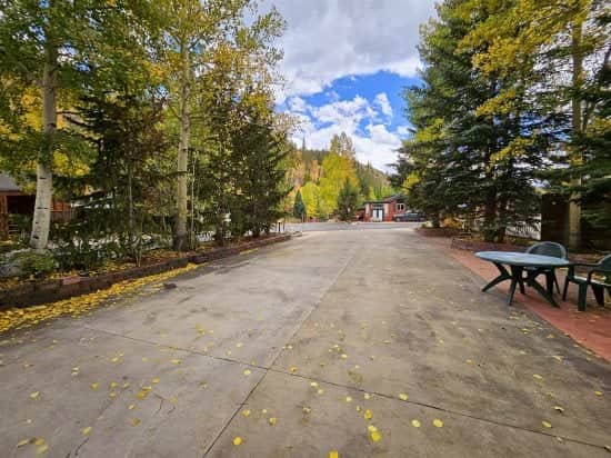 Club Site 249 - Image 3