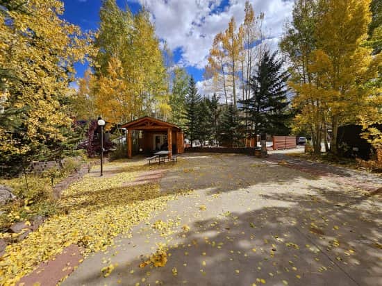Club Site 279 - Image 2