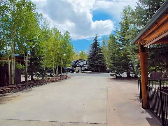 Club Site 289 - Image 3