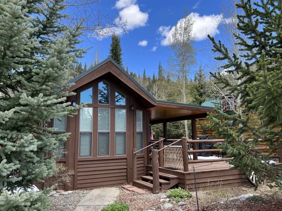 Clubside Cottage Charm 32 - Image 1