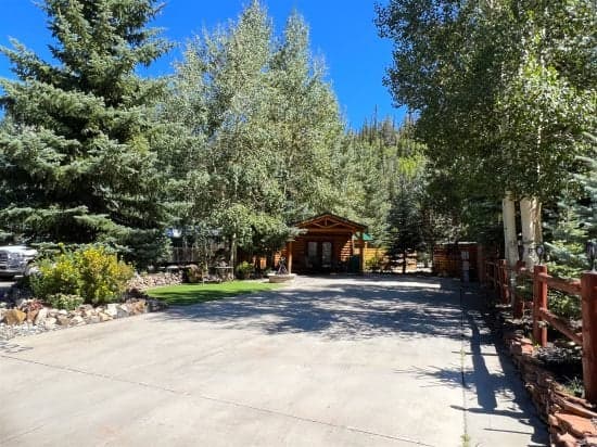 Club Site 293 - Image 1