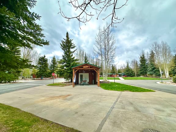 Pull Thru Site 308 - Image 1
