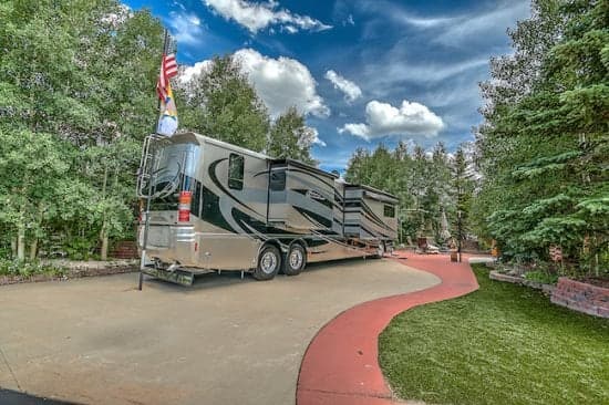 Deluxe Pull In Site 328 - Image 1